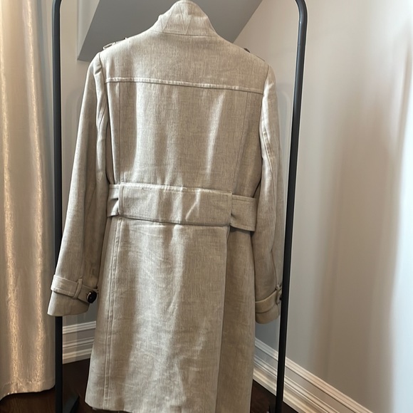 Grey trench military style Fall/Early Winter jacket. - Picture 5 of 5